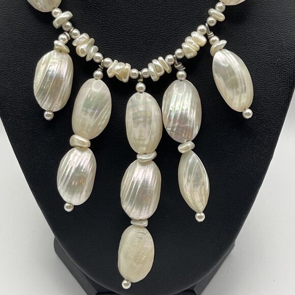 Vintage Unique Mother Of Pearl Bib Style Statement Necklace Pearl Accent Beads - Picture 2 of 6